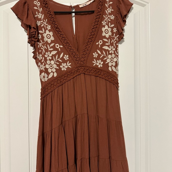 Francesca's Collections Brown Floral Maxi Dress - Picture 1 of 1